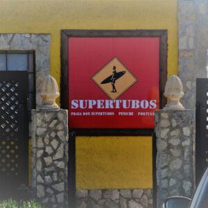 Supertubos surfcamp peniche